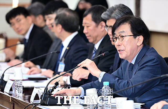 의료혁신위원회가 의료사고 안전망 등 의료 혁신 분야 사회적 논의 과제 10개를 최종 확정했다. 사진은 정기현 의료혁신위원장. /임영무 기자