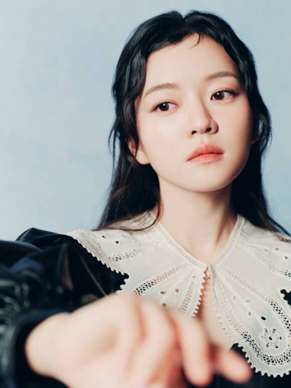 배우 고아성이 넷플릭스 새 영화 '파반느'에서 미정 역을 맡아 전 세계 시청자들의 공감을 이끌었다. /넷플릭스