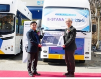  KGMC, 첫 7M급 저상 전기버스 '이-스타나' 출고 개시