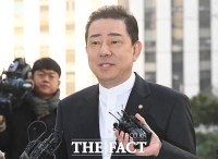  '공천헌금' 등 13개 의혹 김병기 경찰 출석…'음해 해소하고 명예회복'