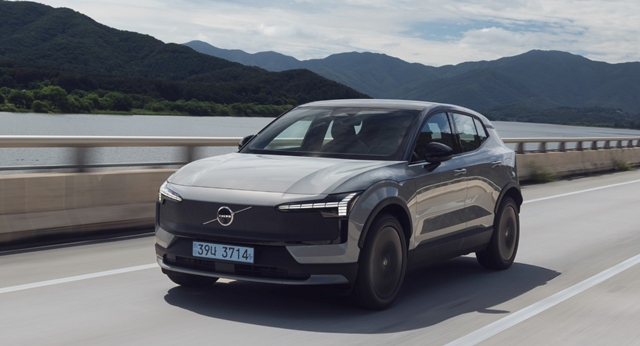 볼보 EX30이 가격 인하 발표 이후 1주일 만에 신규 계약 1000대를 돌파했다. /볼보자동차코리아