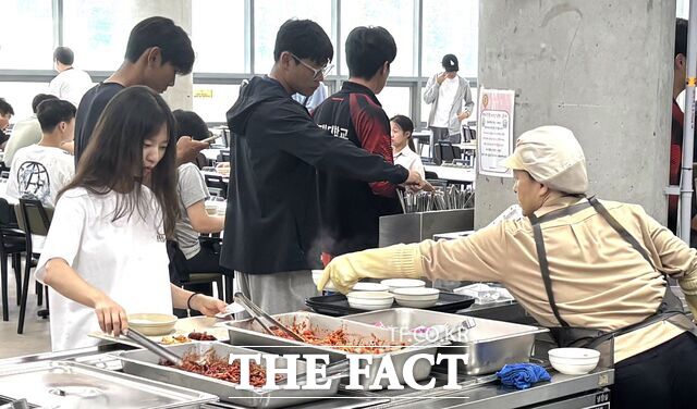 배재대학교가 신학기를 맞아 천원의 아침밥을 재차 시행하고 있다. /배재대