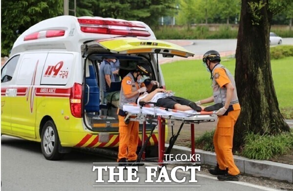 26일 포항에서 잇따른 교통사고로 2명이 숨졌다. 사진은 사고와 관련 없음 /경북소방본부