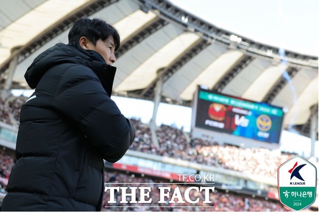 FC서울 사령탑 취임 3년째를 맞는 김기동 감독은 28일 인천의 윤정환 감독을 상대로 개막전을 펼친다./K리그