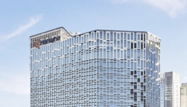 미국과 이스라엘의 이란 공습으로 중동 정세가 악화한 가운데 한화그룹이 중동 지역에서 근무 중인 임직원 안전 확보를 위해 조치 중이다. /한화그룹