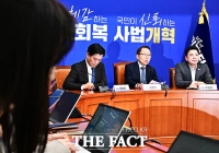  민주당, 서울·경기·울산·광주전남 4곳과 후보 전원 경선 결정