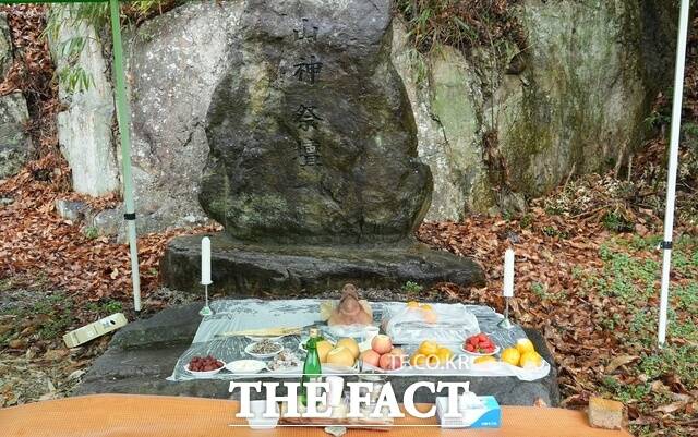 다시면번영회가 주관한 '백룡산 산신제' 모습. /나주시