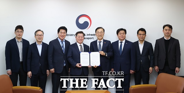 3일 박승원 광명시장이 김윤덕 국토부 장관과 면담을 진행했다. /광명시