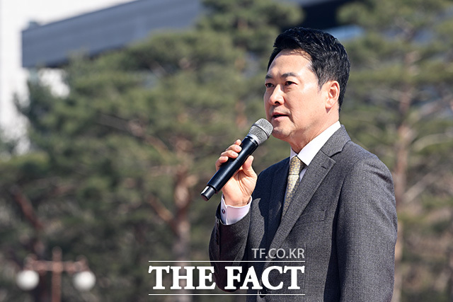 규탄대회 참석해 발언하는 장 대표.