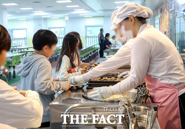 2026학년도 신학기를 맞아 대전 관내 학교에서 정상적으로 급식을 하고 있다. /대전교육청