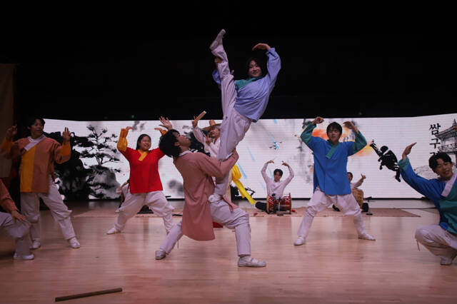 선비풍류, 주말을 물들이다 공연 모습. /영주시