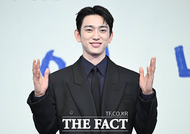 배우 박진영이 5일 오후 서울 구로구 더 링크 서울 호텔에서 열린 JTBC 새 금요시리즈 '샤이닝' 제작발표회에 참석해 포즈를 취하고 있다. /박헌우 기자