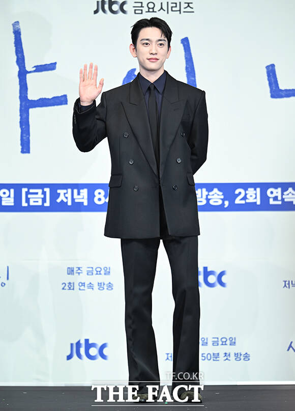 배우 박진영이 5일 오후 서울 구로구 더 링크 서울 호텔에서 열린 JTBC 새 금요시리즈 '샤이닝' 제작발표회에 참석해 포즈를 취하고 있다. /박헌우 기자