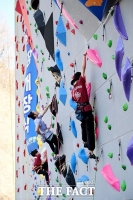  파주시, 파주스타디움 부지 내 '국제 규격 인공암벽장' 개장