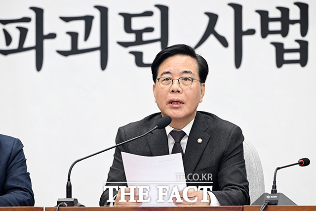 송언석 국민의힘 원내대표가 6일 오전 서울 여의도 국회에서 열린 원내대책회의에서 발언을 하고 있다. /국회=남용희 기자