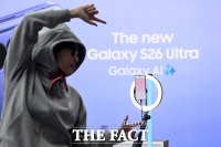  '갤럭시S26' 사전 판매 신기록…비싼 '울트라' 쏠림 현상 왜?