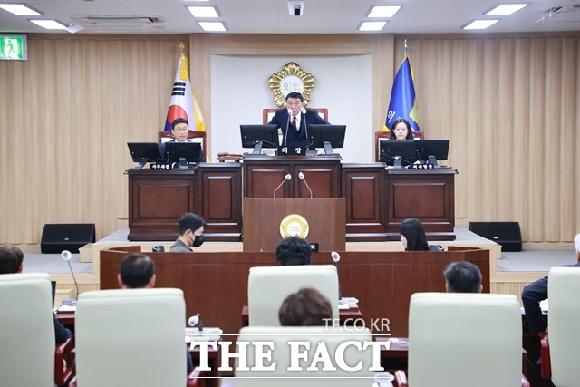 의령군의 올해 예산 규모는 본예산 5387억 원에서 522억 원이 증가한 5909억 원으로 확정됐다. /의령군