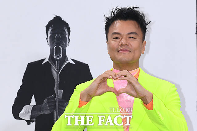 가수 겸 프로듀서 박진영이 JYP엔터테인먼트 사내이사직을 내려놓고 후배 아티스트 육성에 집중한다. /서예원 기자