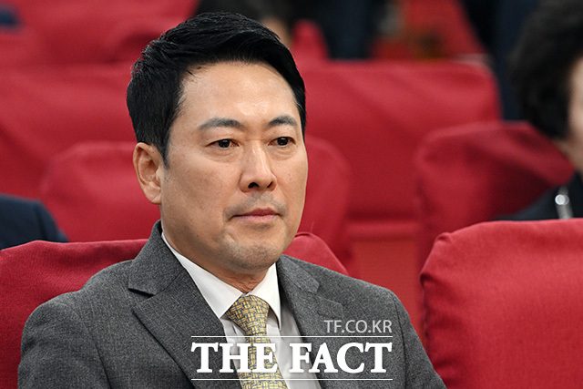 국민의힘의 뒤늦은 절윤 선언이 진정성 논란과 지지층 반발을 동시에 불러오면서 장동혁 대표의 리더십이 시험대에 올랐다. /남용희 기자