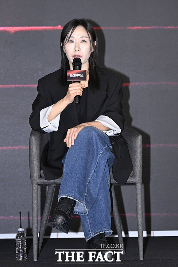 클라이맥스 연출을 맡은 이지원 감독이 제작발표회에 참석해 취재진의 질문에 답하고 있다. /송호영 기자