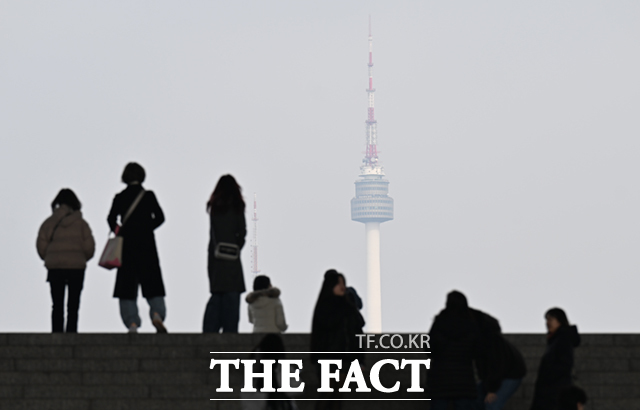 수요일인 11일 아침 최저기온 -4도~4도, 낮 최고기온은 7도~13도의 분포를 보이겠다. /이새롬 기자