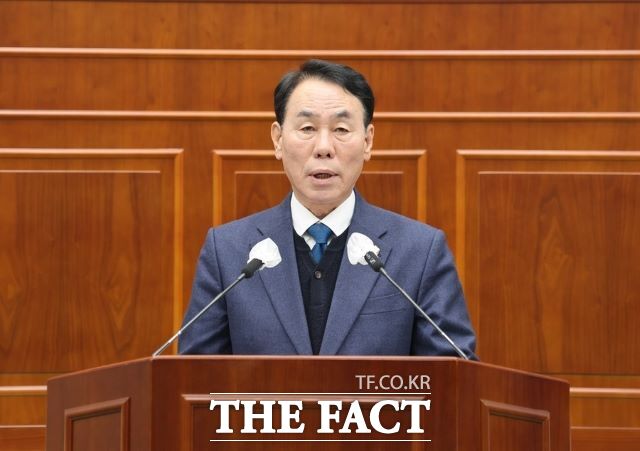서시교 갈등 해결을 위한 조정 절차 재개 촉구 건의문 채택 모습 /구례군의회