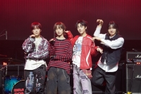  드래곤포니의 홈을 향한 질주 'RUN RUN RUN'(종합)