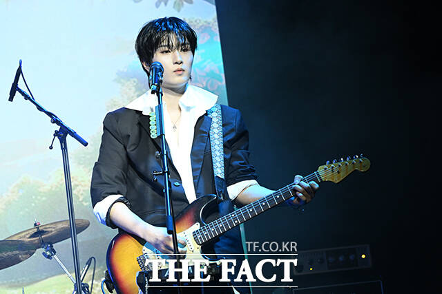 그룹 보이드 멤버 정지섭.