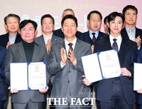  유노윤호·임원희도 모범납세자…서울시 147명 표창