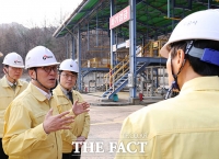  석유비축시설 점검하는 김민석 총리 [포토]