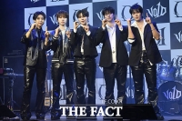  보이드 'Tug of War', 서정적 '감성'과 생생한 '날것'을 동시에(종합)