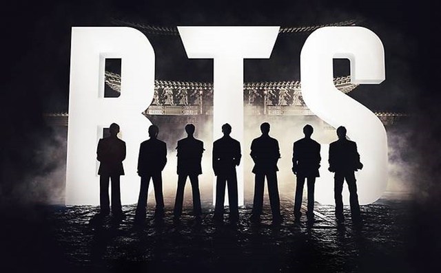 완전체 방탄소년단의 컴백 라이브가 이제 단 9일 앞으로 다가온 가운데 전 세계 아미들의 시선이 지금 서울 광화문으로 향하고 있다. 앨범 발매 다음 날인 3월 21일 오후 8시, 서울의 상징적인 공간 광화문광장 특설 무대에서역사적인 컴백 라이브가 펼쳐진다. /넷플릭스