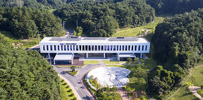 천지인전통사상체험관. /영주시