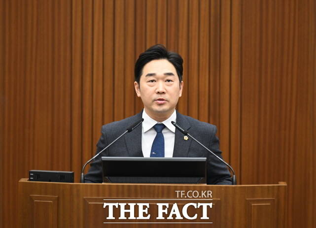 김재형 세종시의원이 12일 세종시의회 제104회 임시회 제2차 본회의에서 5분 자유발언을 하고 있다. /세종시의회