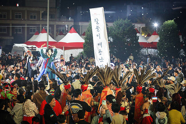 안동국제탈춤페스티벌 행사 모습 /안동시