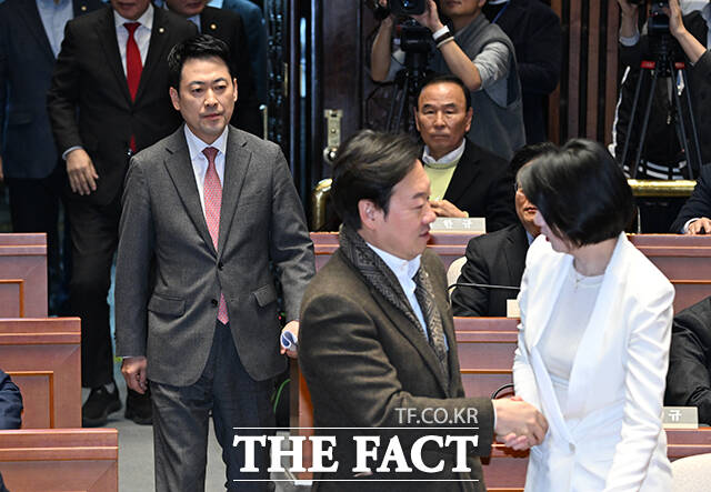 장동혁 국민의힘 대표가 12일 이른바 공소 취소 거래설에 대해 사실이라면 명백한 탄핵 사유라며 특검을 촉구했다. /박헌우 기자