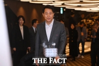  굳은 표정으로 마이크 향하는 오세훈 시장 [포토]