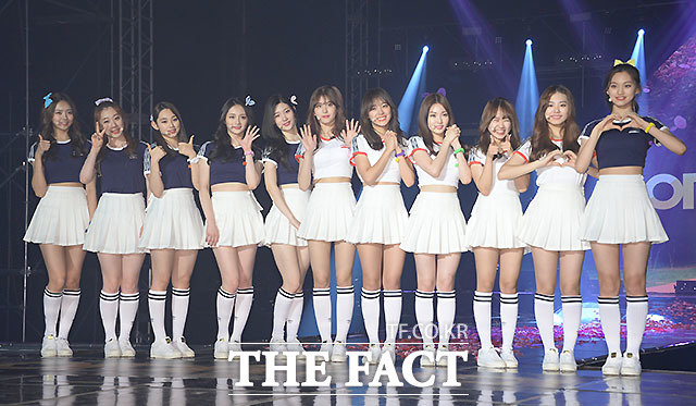 아이오아이는 2016년 데뷔해 약 8개월간 활동하면서 짧지만 강렬한 임팩트를 남겼다. 사진은 데뷔 초창기 활동 당시 모습. /더팩트 DB