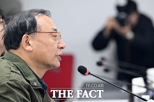 이정현 국민의힘 공천관리위원장이 13일 여러 의견을 존중하는 과정에서 생각했던 방향을 더 이상 추진하기 어렵다고 판단했다며 사의를 표명했다. /남용희 기자