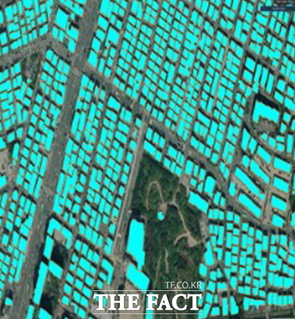 인공지능(AI) 항공사진 판독 수행 예시 중 AI 프로그램 건물 객체 인식. /대전시