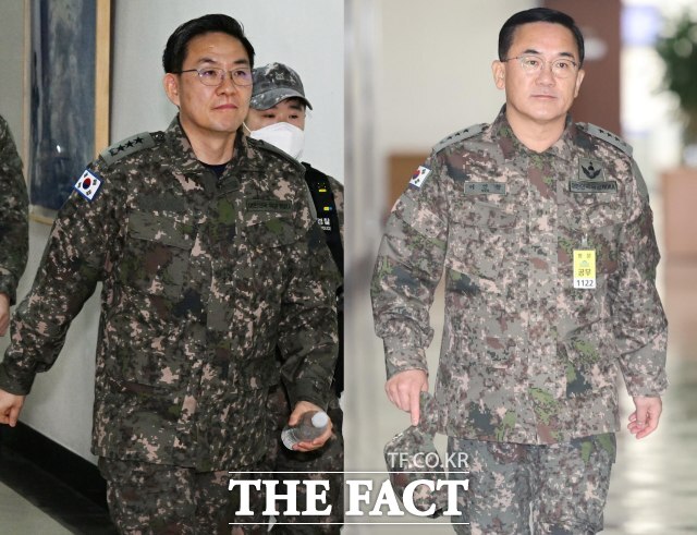 군사법원에서 민간법원으로 사건이 이송된 전직 군 장성들의 내란 중요임무 종사 혐의 재판이 16일 본격화한다. 사진은 왼쪽부터 이진우 전 수방사령관, 여인형 전 방첩사령관./더팩트 DB