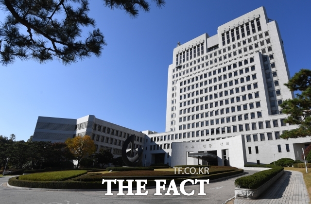 법왜곡죄·재판소원 시행 후속조치를 위한 대법원 법원행정처 별도 조직이 구성된다. 대법관 증원에 대비해 법관 증원도 추진된다./더팩트 DB