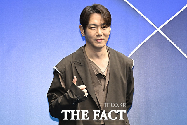 가수 환희가 KBS2 예능프로그램 '살림하는 남자들' 시즌2에 출연해 남다른 예능감을 보여줄 예정이다. /송호영 기자