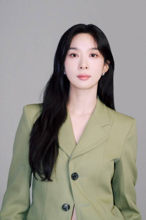 배우 이청아가 <더팩트>와 만나 지난 10일 종영한 ENA 월화드라마 '아너' 관련 인터뷰를 진행했다. /매니지먼트 숲