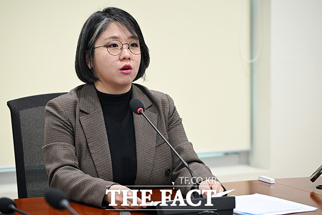 모두발언 하는 용혜인 기본소득당 대표.