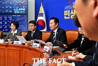  사법개혁 관련 발표하는 정청래 대표 [포토]