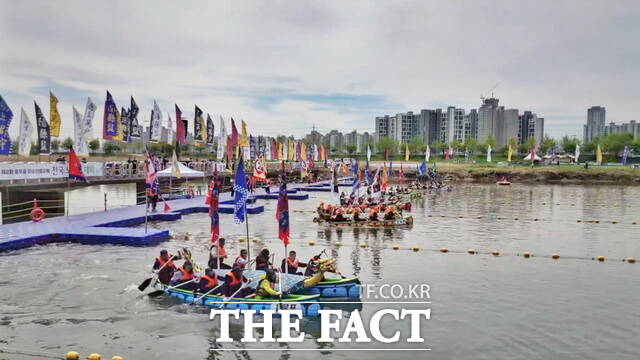 2025년 제2회 충무공 이순신장군배 전국 노젓기 대회 모습. /아산시