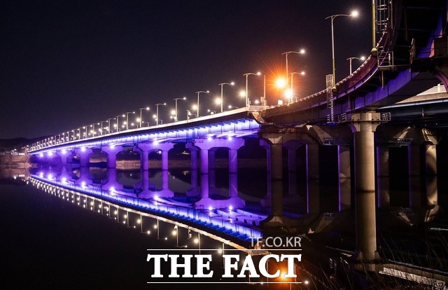 구미시 산호대교 야간경관 /구미시