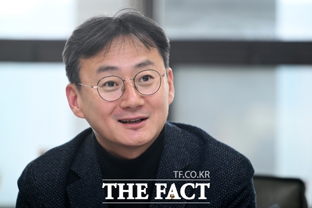 이관후 국회입법조사처장은 입법의 숨은 조력자이자 국민 주권 확립을 위해 노력하는 입법조사관들의 처우가 지금보다 개선될 필요가 있다고 강조했다. /서예원 기자