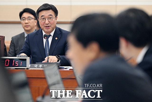 중수청·공소청법 법사위 통과.